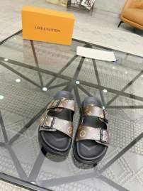 Picture of Louis Vuitton Slippers _SKULVsz38-46jyh0518844